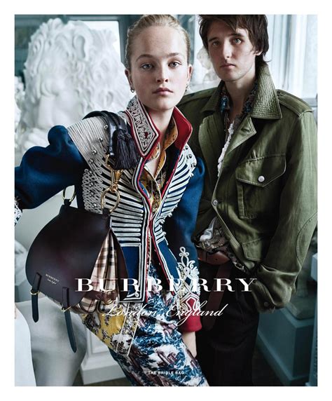 publicidad burberry|Burberry the impression campaign.